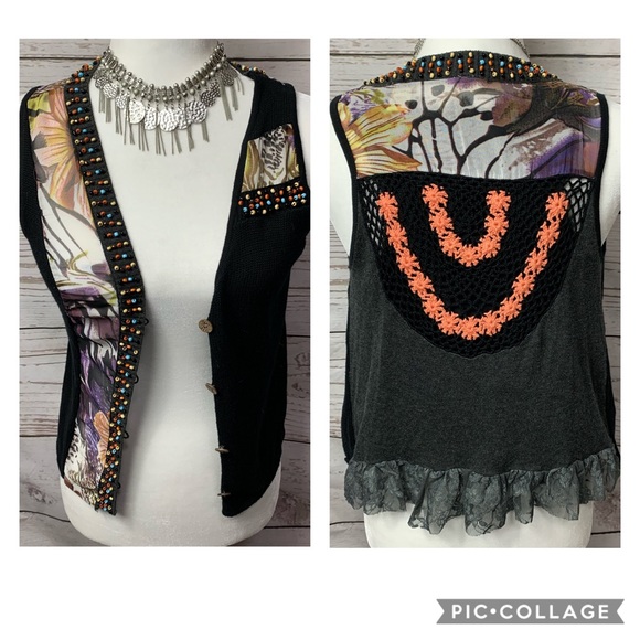gimmicks by BKE Jackets & Blazers - NWT Gimmicks By BKE Crochet Embellished Vest